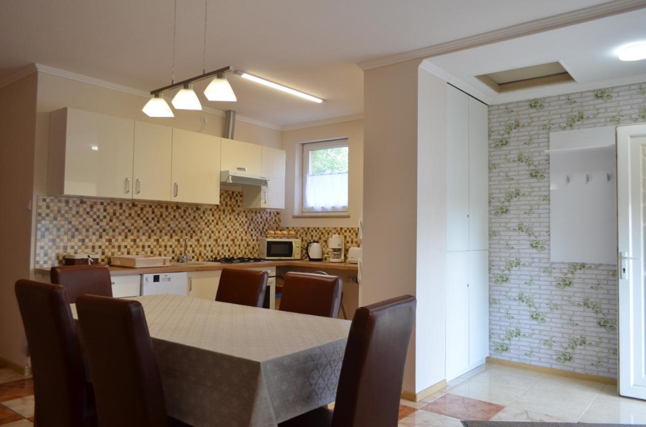 Gazlang Apartman Hajduszoboszlo Exterior photo
